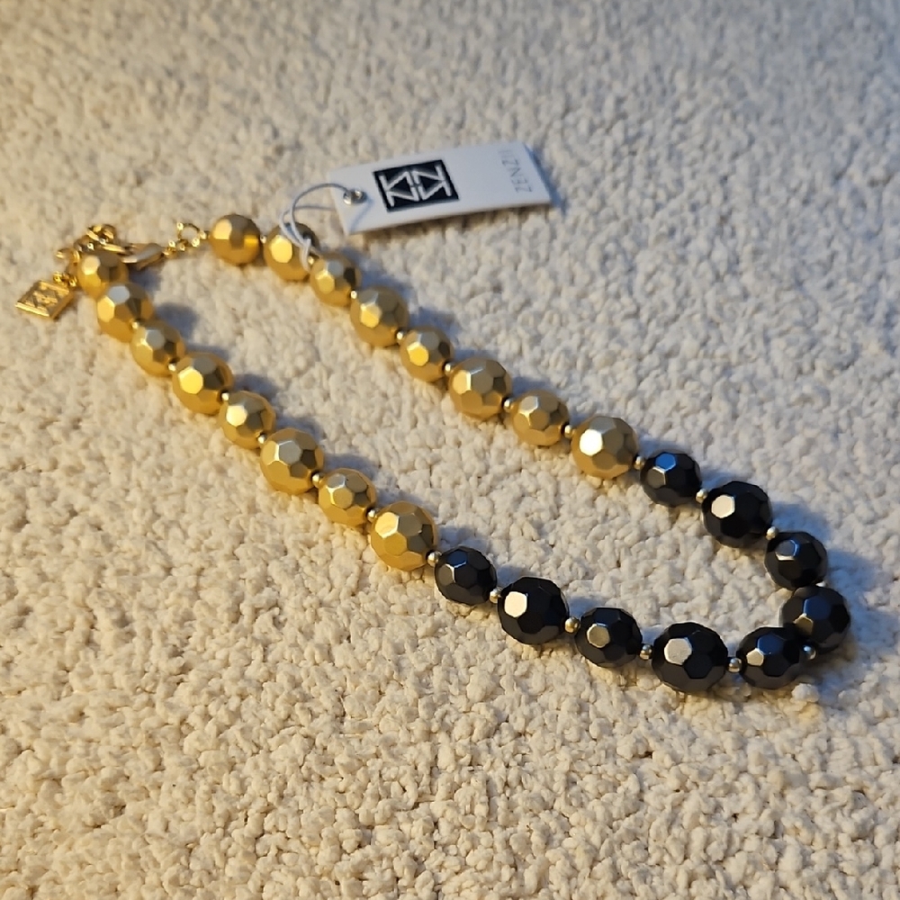 Chic Gold and Black Beaded Necklace
